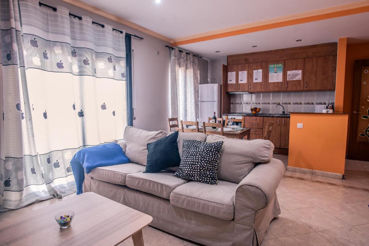 Apartaments Yaco Лорет де Мар Екстериор снимка