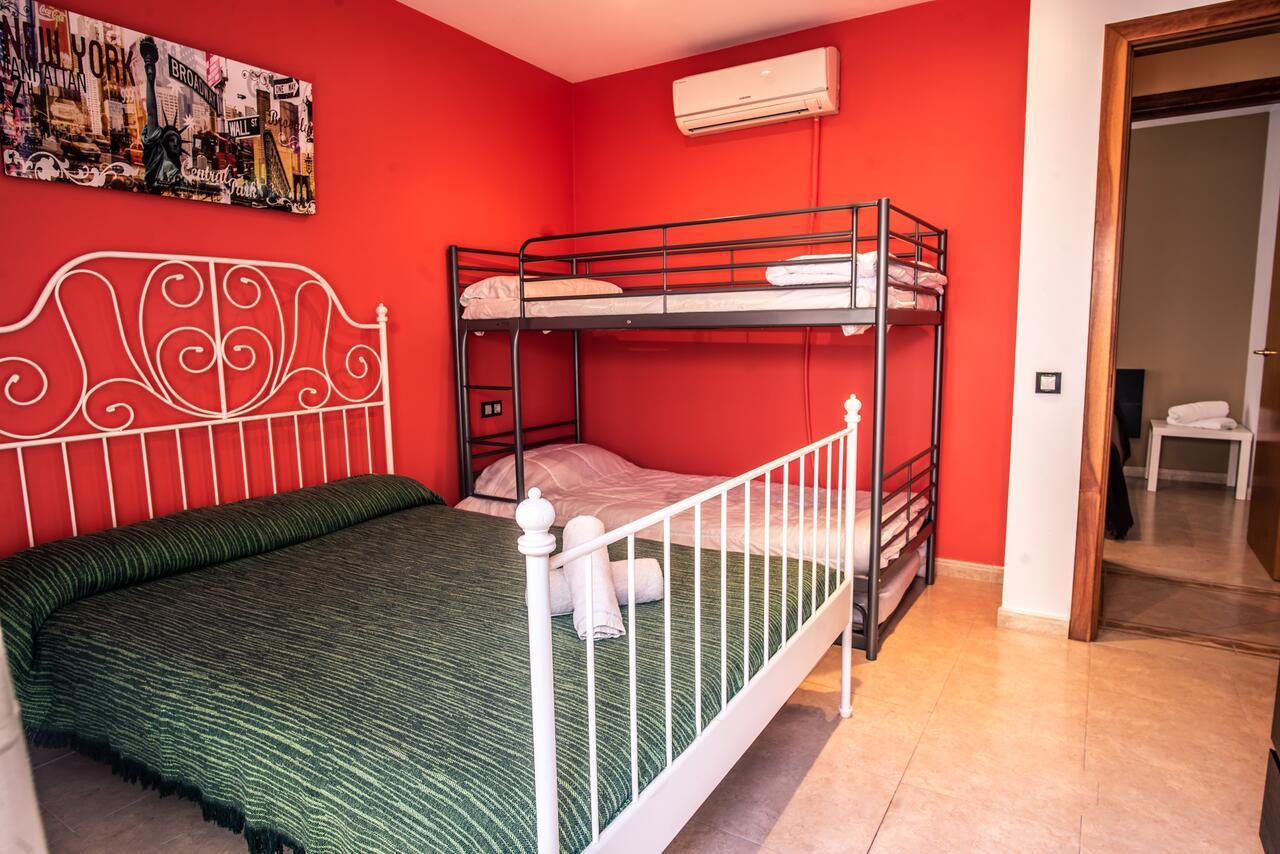 Apartaments Yaco Лорет де Мар Екстериор снимка