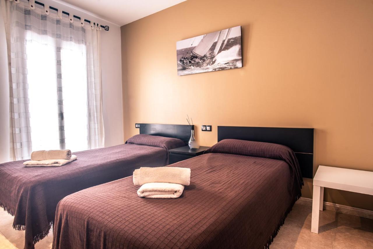 Apartaments Yaco Лорет де Мар Екстериор снимка