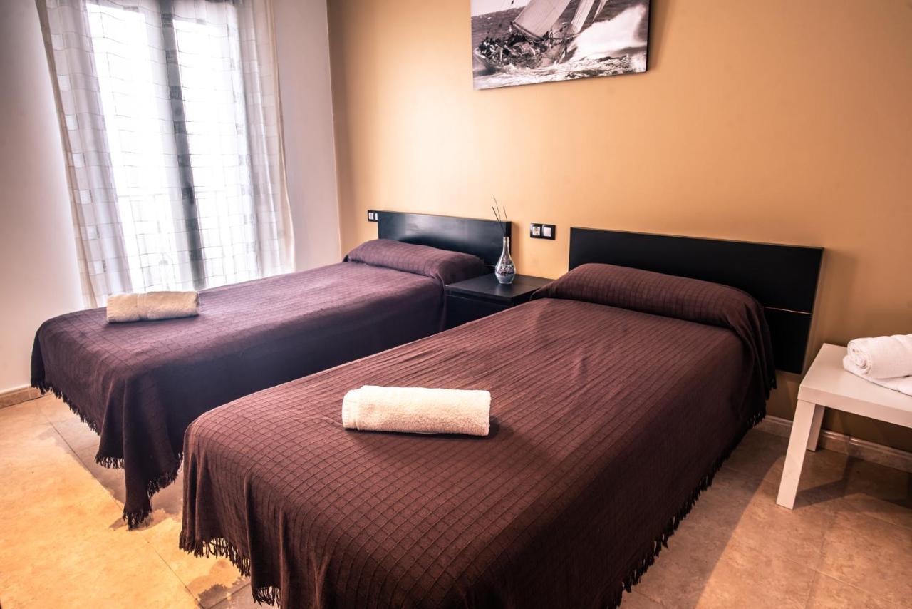 Apartaments Yaco Лорет де Мар Екстериор снимка
